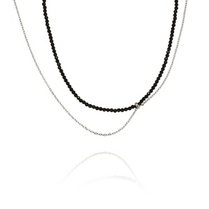 Collar de Cadenas Finas Plateadas de Doble Capa con Cuentas de Vidrio Negro, Chapado en Oro de 18K, Acero Inoxidable Resistente al Deslustre - Product Image 6