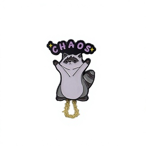 Divertido Pin Esmaltado <span class=keywords><strong>de</strong></span> Mapache con Diseño <span class=keywords><strong>de</strong></span> <span class=keywords><strong>Amor</strong></span> y Traviesura, Broche <span class=keywords><strong>de</strong></span> Animal <span class=keywords><strong>de</strong></span> Dibujos Animados, Insignia <span class=keywords><strong>de</strong></span> Solapa, Joyería, Regalo para Amigos y Niños - Product Image 3