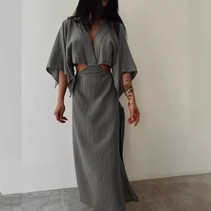 Robe longue en coton et lin, modèle OEM personnalisé, haute qualité, dos nu, sexy, amincissante, sans taille, col en V, fente haute - Product Image 3