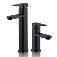 Grifo de lavabo cuadrado negro YMC, mezclador de agua fría y caliente montado en cubierta, grifo de un solo orificio para baño para hoteles