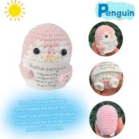 Pomme de terre positive maison chambre fête décor Mini fait à la main pingouin en peluche pendentif fil à tricoter mignon poupée cadeaux d'anniversaire décoration de chambre