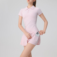 YIYI Robe de tennis de sport décontractée à col polo coupe ajustée Ensembles de tenues de golf pour femmes Robes de sport à manches courtes avec short intégré