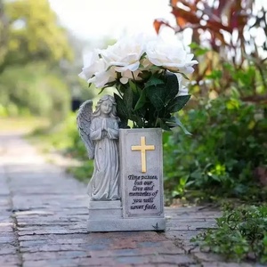 Estatua de Ángel Conmemorativa de Resina con Luz LED Solar para Cementerio y Jardín, Diseño de Cruz, Adorno para Maceta - Product Image 2