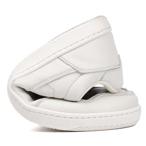 Großhandel: Klassische, minimalistische weiße Barfußschuhe mit individuellem Logo – atmungsaktiv und rutschfest für Online-Händler & Marken - Product Image 3