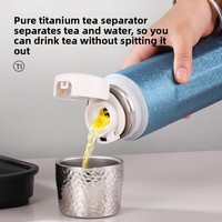 Thermos isolé sous vide en titane intérieur et acier extérieur avec séparateur de feuilles de thé ; Isolation thermique de 6 à 12 heures ; Résistant aux chutes