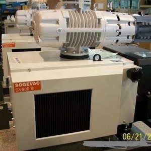 Ensemble de pompe à vide Leybold SV300B EH500, matériel industriel d'occasion démonté - Product Image 2