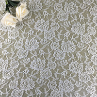 Tissu en dentelle crochetée française Chantilly voile blanc ajouré écologique pour nappe de table et robe de mariée - Vente en gros
