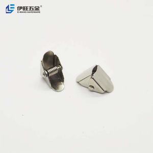 Clips porte-badges triangulaires en métal de petite taille pour bureau, vente en gros de l'usine YIWANG - Product Image 4