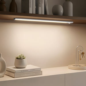 ضوء LED لاسلكي مغناطيسي مع مستشعر حركة قابل لإعادة الشحن وقابل للتعتيم للخزائن والمطابخ وغرف النوم - Product Image 1