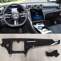 Panneau de garniture de console centrale en fibre de carbone avec éclairage d'ambiance pour Mercedes-Benz Classe GLC (X254) 2023+