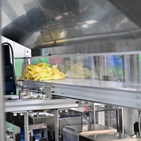 Machine automatique d'alimentation par fourchette pour nouilles en gobelet |   Fourchette à nouilles pour seau, 120 pièces/min, précision de 97 %, acier inoxydable SUS304 de qualité alimentaire