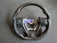 Volant de voiture en fibre de carbone de style sport rouge avec affichage LED pour Toyota Camry 8ème génération 2018-2023