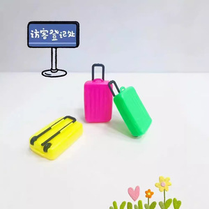 Mini valise pour poupées, ensemble de voyage en plastique pour filles, jouet de jeu d'imitation, couleurs mélangées, décoration de fête pour enfants - Product Image 3