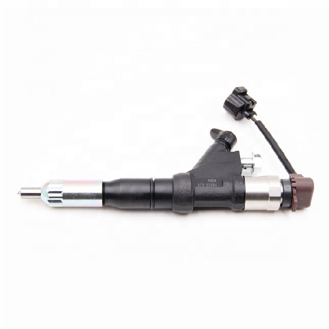 diesel fuel injector 095000-5220 095000-5224 095000-5223 095000-5225 095000-5226 23670-E0341 for HINO E13C EH700