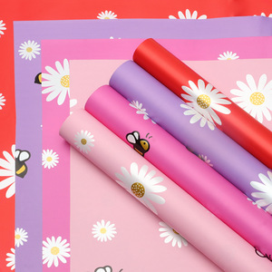 <span class=keywords><strong>Carta</strong></span> da Regalo Evergreen con Cornice, Motivo Margherite e Api, Impermeabile, Stile Floreale Coreano, Accessori per Fioristi, Fornitore <span class=keywords><strong>di</strong></span> Confezioni - Product Image 4