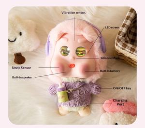 Poupée en peluche interactive intelligente avec capteurs faciaux intégrés, jouet électronique en silicone souple Pupu Face Doll, vente en gros - Product Image 2