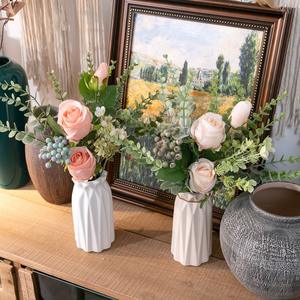 Gran oferta de rosas artificiales de alta calidad para decoración de bodas y decoración del hogar - Product Image 2