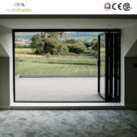 Puerta Plegable MULTISHADES para Villas de Lujo, Transforma Espacios con un Diseño Contemporáneo Minimalista