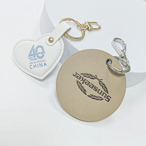 Etichette in pelle PU all'ingrosso personalizzato doppio Logo in rilievo etichette in pelle con catena a sfera - Product Image 6