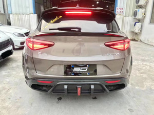 Nouveau kit carrosserie pour <span class=keywords><strong>Alfa</strong></span> Romeo Stelvio 1ère génération <span class=keywords><strong>SUV</strong></span> 2017- avec diffuseur en fibre de carbone, mise à niveau retrofit - Product Image 4