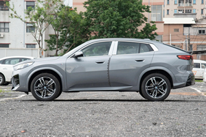 2024 B-<span class=keywords><strong>M</strong></span>-W <span class=keywords><strong>X2</strong></span> 204hp L4 <span class=keywords><strong>M</strong></span> 2.0T XDrive25i SUV à essence compact à grande vitesse 5 places boîte de vitesses automatique direction gauche véhicule à énergie nouvelle - Product Image 4