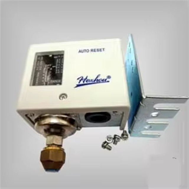 He AUTO RESET pressure control TYPE HLP530 Range 6-30BAR 90-435PSIG 506 -0.5-6 15Inch- 503 --3