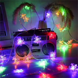 <span class=keywords><strong>Luces</strong></span> de hadas de copos de nieve LED, <span class=keywords><strong>luces</strong></span> de cadena interiores/exteriores con <span class=keywords><strong>pilas</strong></span> para dormitorio, fiesta de <span class=keywords><strong>Navidad</strong></span>, plástico IP44 para interiores - Product Image 3