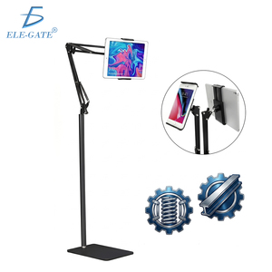 Soporte de suelo ajustable Ele-Gate de 135 cm para tabletas y teléfonos con mecanismo de abrazadera de resorte - Product Image 1
