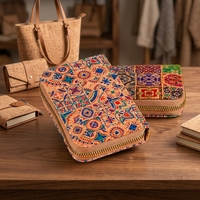 Dompet Koin PU Lintas Batas Bahan Ramah Lingkungan Penutup Ritsleting Cetak Berwarna Penuh Pola Multi-warna Tempat Koin