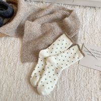 Chaussettes épaisses pour femmes pour garder les pieds au chaud en automne et en hiver, avec une touche de polaire, chaussettes d'intérieur mignonnes pour femmes