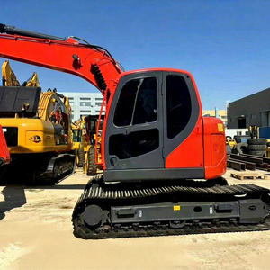 Excavatrice Doosan DX140LC de 14 tonnes, pelle hydraulique performante pour travaux de terrassement - Product Image 1