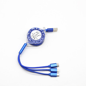 Câble de données USB Type C rétractable Pinou 1,5 m 3 en 1 pour téléphone et charge de voiture - Product Image 1