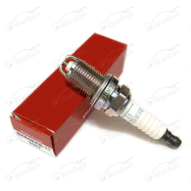 フェミサピエン Mitsubishi Pajero Spark Plug BKR5E-11 - OEM MS851357