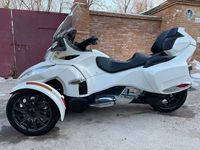 Trike Can-Am Spyder Limited de tourisme haut de gamme d'occasion, moteur Rotax 1000-1500cc, sièges chauffants et CarPlay, 3 roues