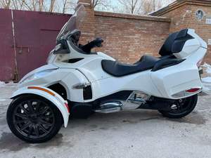 Triciclo Can-Am <span class=keywords><strong>Spyder</strong></span> Limited de Turismo Premium Usado, Motor Rotax de 1000-1500cc, Asientos con Calefacción y CarPlay - Product Image 4