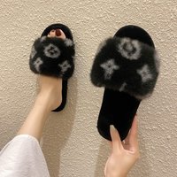 Chaussons d'intérieur chauds et doux en TPR respirant, légers, en fourrure peluche, antidérapants, pour femmes, hommes et couples – Collection été/hiver