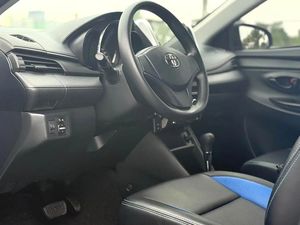 Autos Usados <span class=keywords><strong>Toyota</strong></span> <span class=keywords><strong>YARiS</strong></span> L 2022 1.5L Volante a la Izquierda Automático Sin Accidentes <span class=keywords><strong>Precio</strong></span> Bajo en Venta - Product Image 3