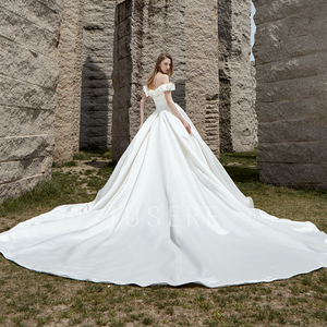 Classic Aline 3D Handmade Flowers Satin Bridal Gown Custom <strong>UK</strong> Church <strong>Wedding</strong> <strong>Dress</strong> - Product Image 2