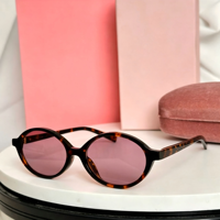 Lunettes de soleil rétro carrées à monture intégrale tendance pour femmes et hommes, petites lunettes vintage à la mode, protection UV, verres dégradés marron rose