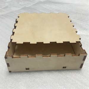 Kleine laser geschnittene Geschenk boxen aus Holz Großhandel Unvollendete flache Packung Sperrholz kiste Aufbewahrung kiste mit Deckel für Parfüm, Schmuck - Product Image 3
