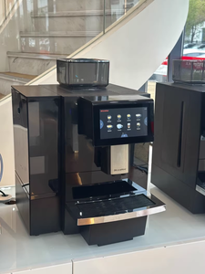 Machine à expresso semi-automatique Coffee Doctor F11, solution commerciale tout-en-un avec moulin à café et mousseur à lait - Product Image 6