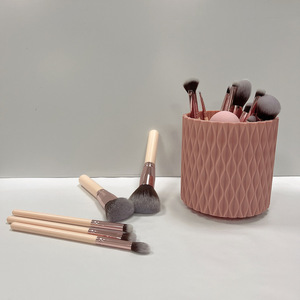 Juego de 18 Brochas de Maquillaje Profesionales con Logotipo Personalizado, MOQ 50, para Base, Corrector, Sombra de Ojos, Mango de Madera, Pelo Sintético, <span class=keywords><strong>5</strong></span> Esponjas Faciales - Product Image 4