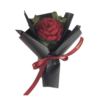 Buket bunga buatan tangan gaya baru buket bunga rajutan mawar buket Kartu Ucapan Hari Valentine Hari Ibu