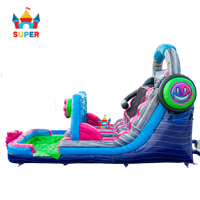Glitch Gamer Toboggan aquatique gonflable à double piste, coloré, modèle Player 1, avec piscine pour événements estivaux et fêtes d'enfants