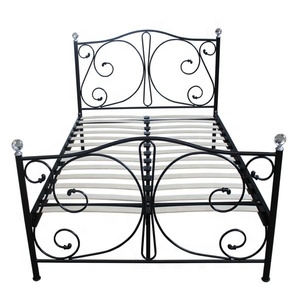 Testa del <span class=keywords><strong>letto</strong></span> dal design semplice e bello alla moda con acciaio a sfera di cristallo con struttura verniciata a polvere <span class=keywords><strong>letto</strong></span> in <span class=keywords><strong>ferro</strong></span> battuto di fabbricazione cinese - Product Image 6