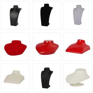 Expositor de Plástico Negro Económico para Joyería: Soporte de Busto para Pendientes, Collares y Cadenas - Product Image 2