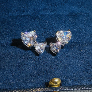 Orecchini a perno con doppio cuore per donna, con pietre scintillanti, gioielli da indossare tutti i giorni, regalo, all'ingrosso - Product Image 5