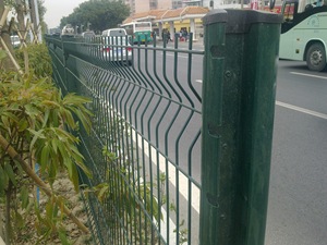 Panel de Cerca 3D Recubierto de PVC, Malla de 50x200 mm, para Granja o Campo - Product Image 4