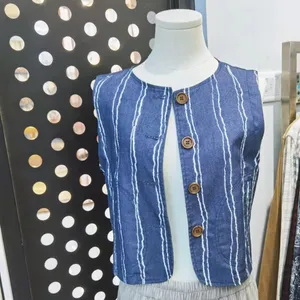 Großhandel Stoff Textil Rohmaterial speziell verarbeitetes gebrauchter Polyester-/Baumwollstoff für Kleidungsstücke Hemden und Röcke