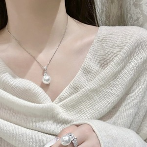 S925 Pure Silver Necklace Rich Heiress Feeling Sea Blue Treasure Flower Cluster Light Luxury High-End Pearl Niche Product - Product Image 1